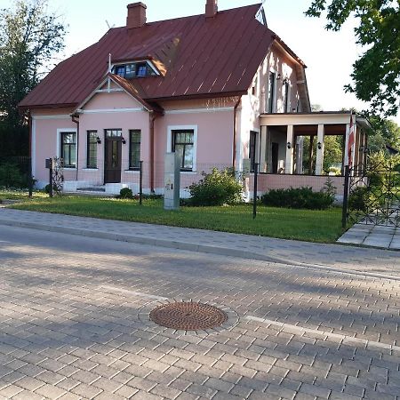 Aina Hotel Sigulda Bagian luar foto